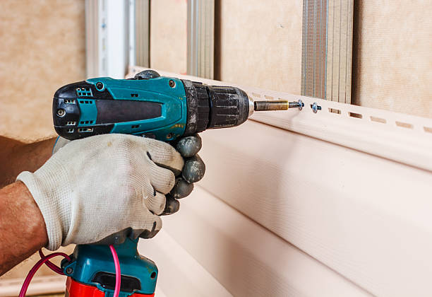 Affordable siding repair and maintenance services in Walled Lake, MI
